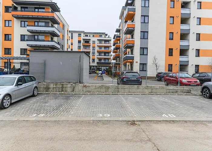Bellatrix Suite With Parking-Tractoru Coresi